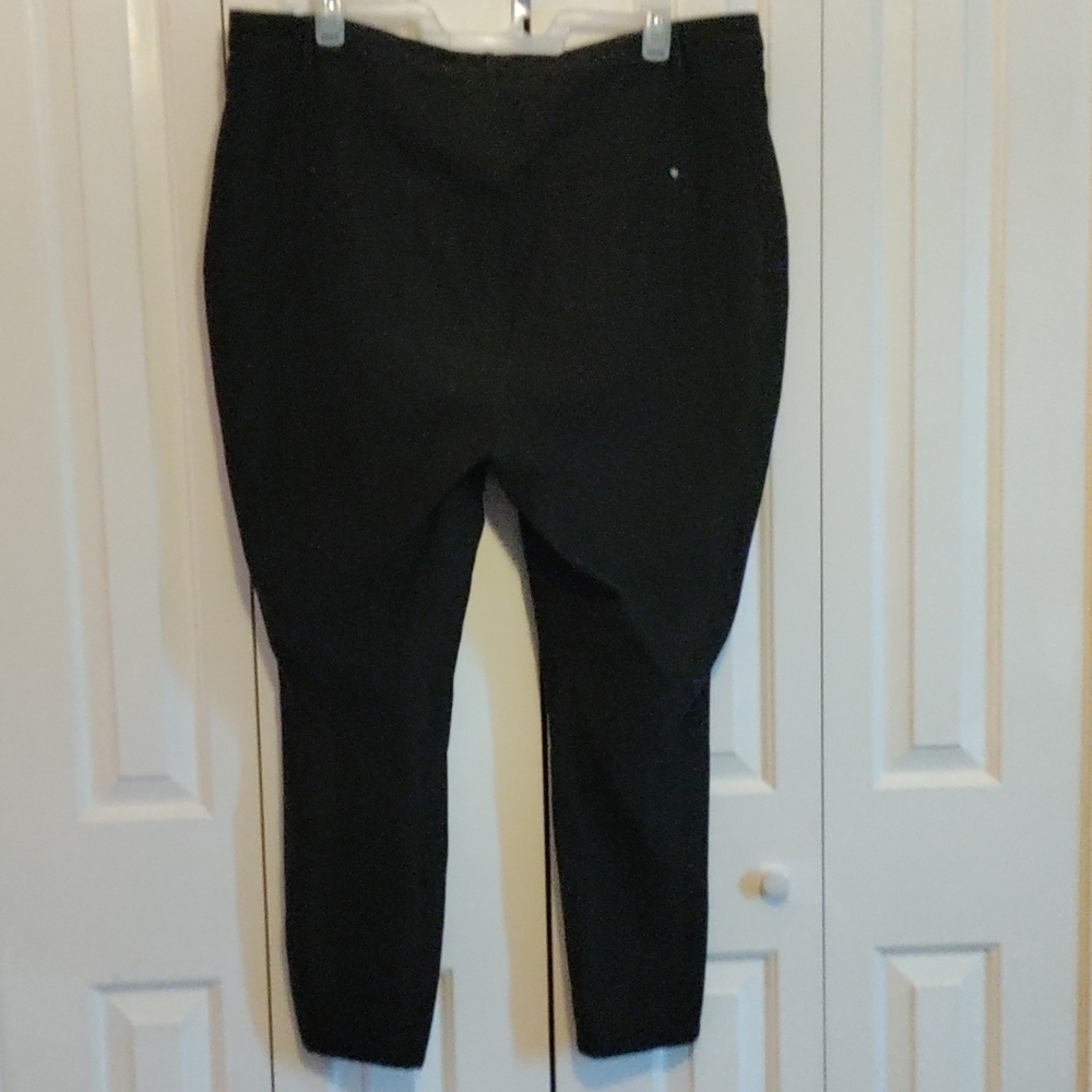 Just Fab black crop legging jeans plus size 24W like new